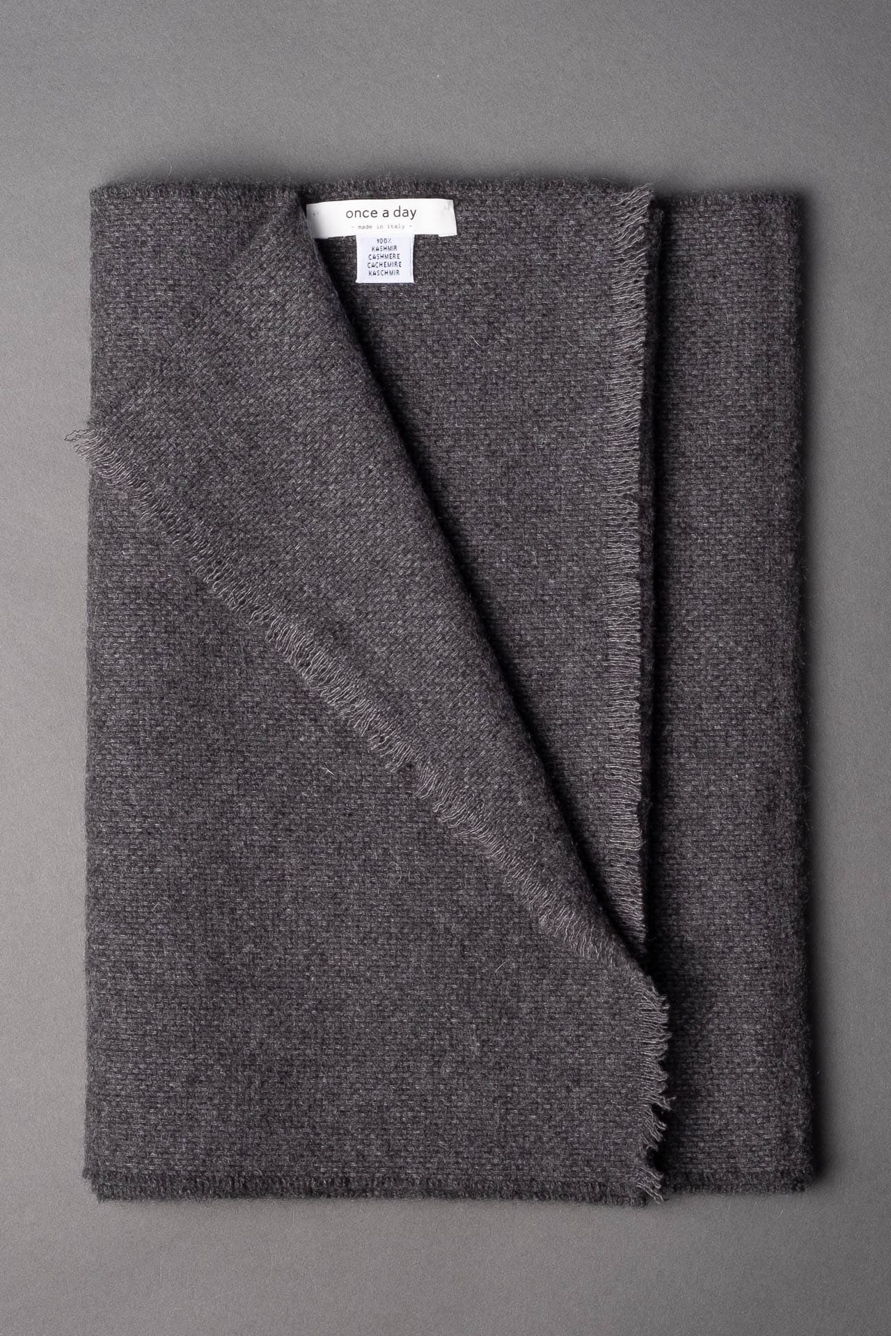 cashmere-scarf-onceaday-made-in-italy