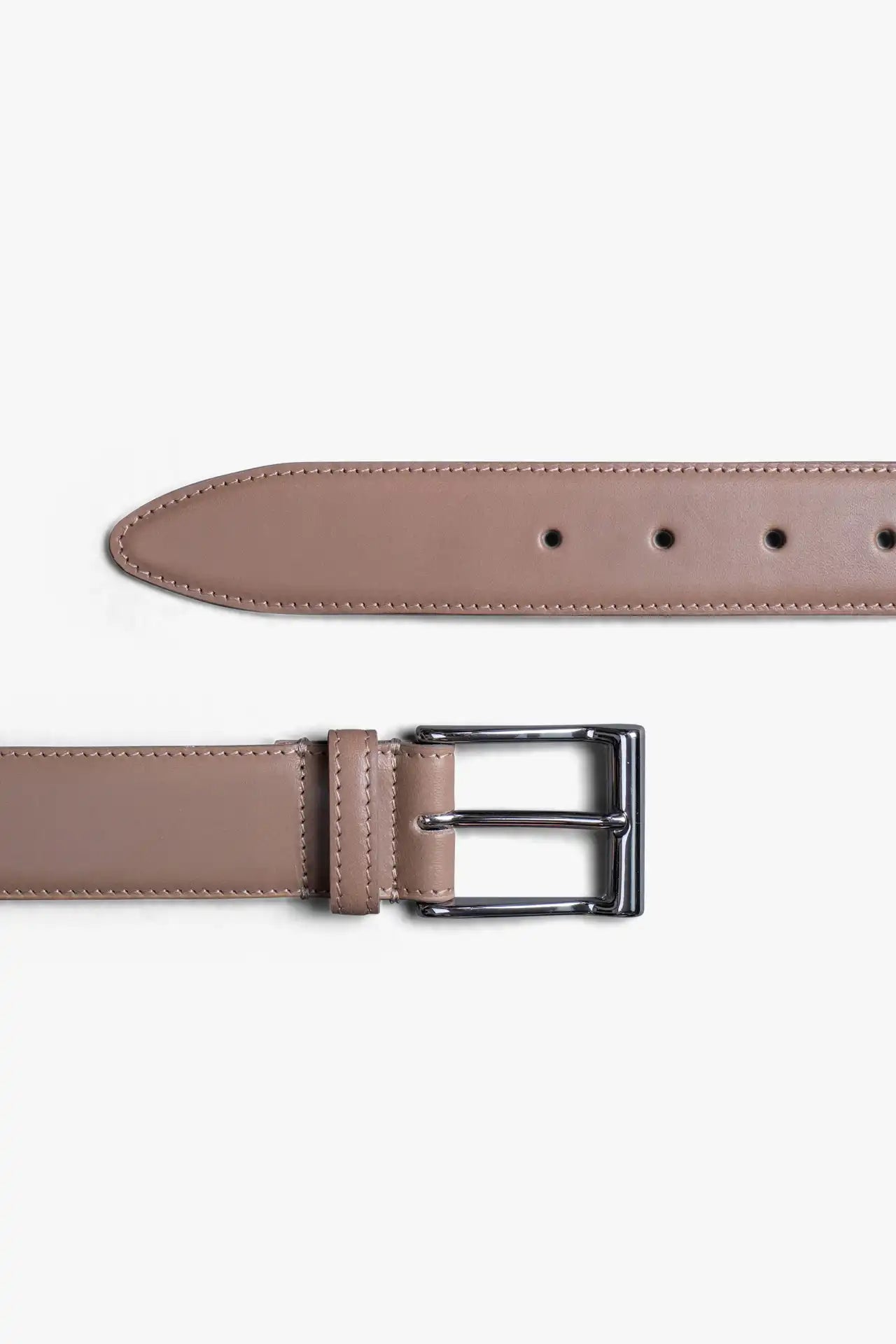 Desert Gray Beige Leather Belt in minimalist design, Made in Italy from vegetable tanned leather. Perfect to match with hand made dress shoes. 