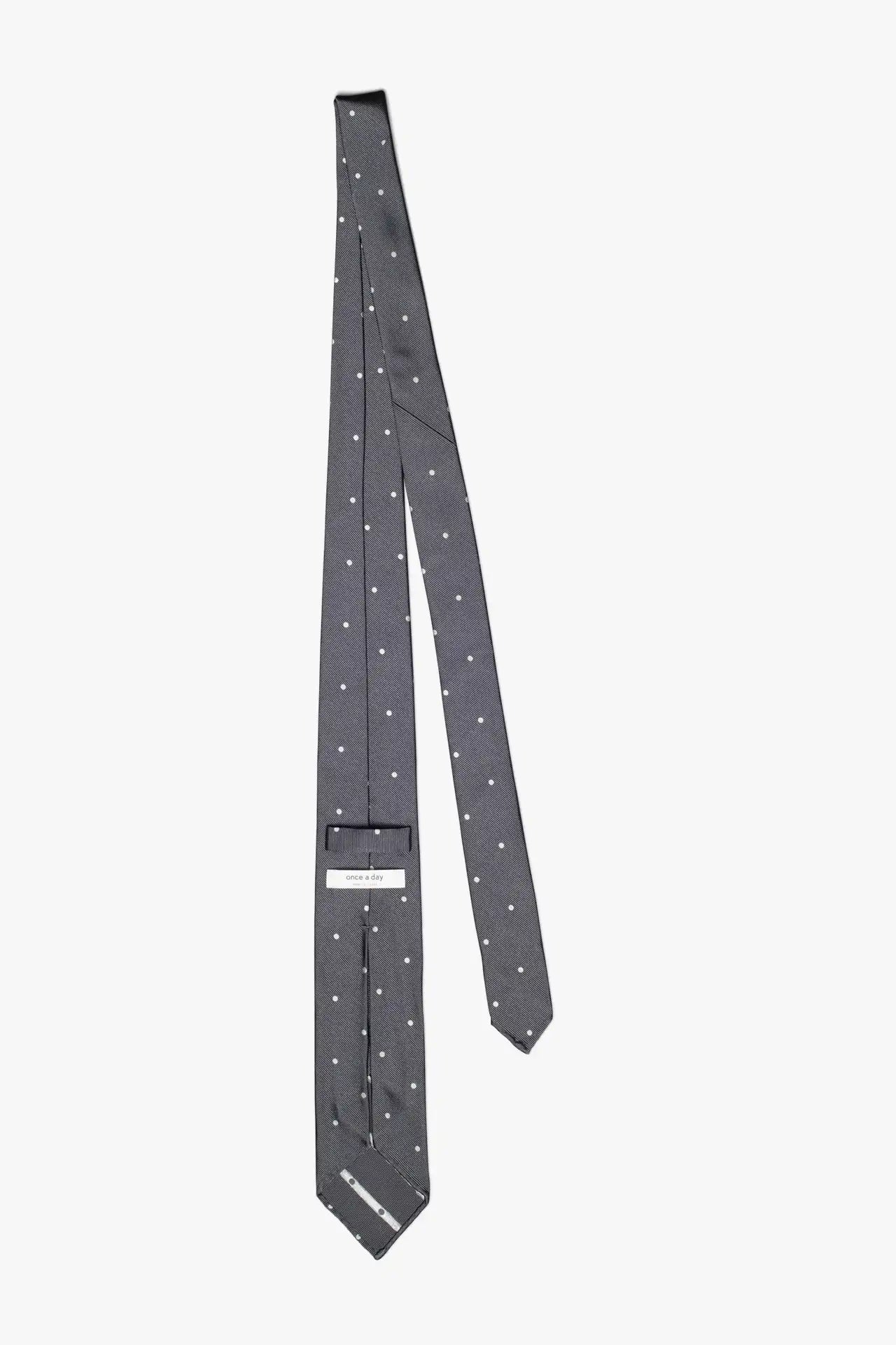 The Dotted 7-Fold - Gray