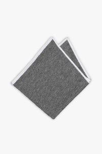 Gray knitted pocket square with white boarder in knitted cotton 