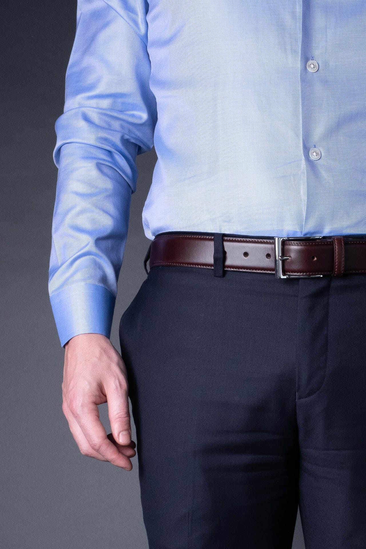 Dark brown Leather Belt in minimalist design, Made in Italy from vegetable tanned leather. Perfect to match with hand made dress shoes. 