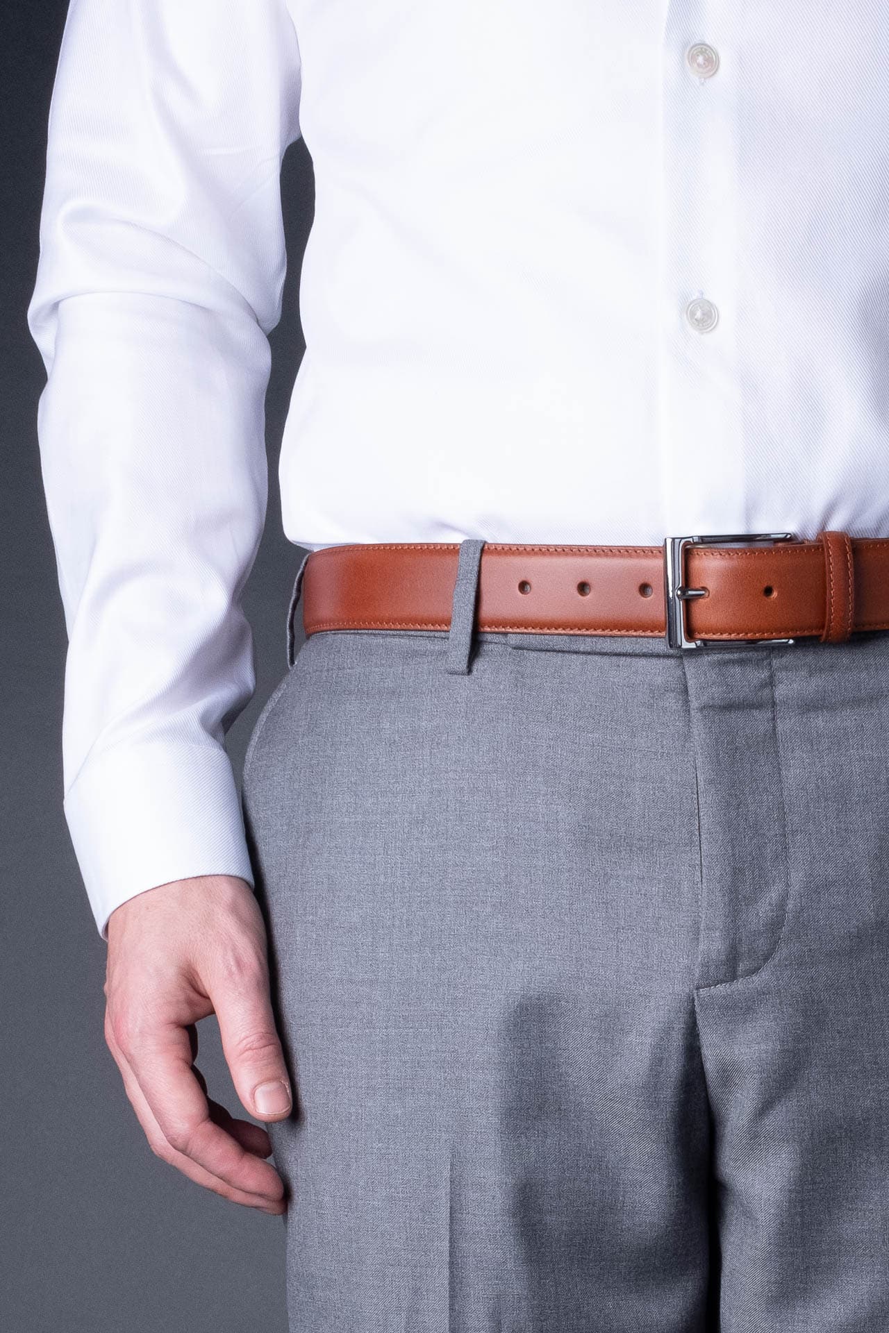 Antique Maroon Brown Leather Belt in minimalist design, Made in Italy from vegetable tanned leather. Perfect to match with hand made dress shoes. 