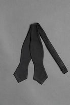 black-formal-bow-tie-tuxedo-silk-woven-self-tying-onceaday-made-in-italy