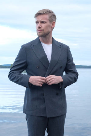 no.12 - Tweed